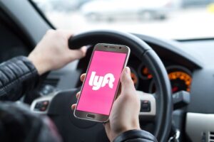 lyft-driver-accident-in-downtown-chicago
