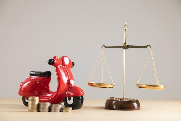 motorcycle-accident-no-helmet-lawsuit-illinois